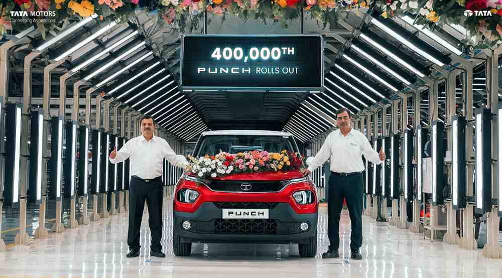 September 2025’s Record-Breaking Cars – You Won’t Believe Which Model Tops the Charts!”