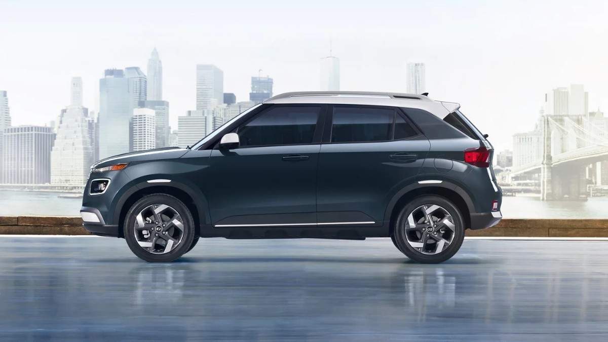 Hyundai Venue facelift variants