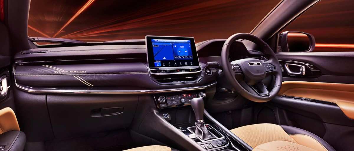 Jeep Compass infotainment touch screen