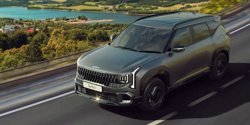 Kia Seltos 2026 bold Tiger Nose grille with vertical LED DRLs and ice-cube projector headlamps"