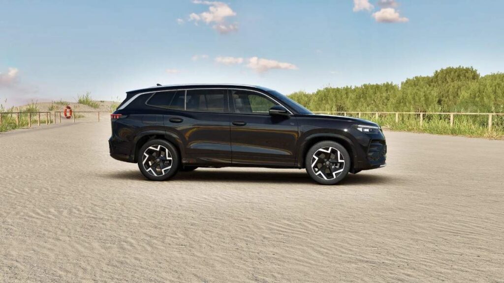 VW Tayron R-Line 2026: Price at ₹48 Lakh, 7 Features That Outshine the Fortuner