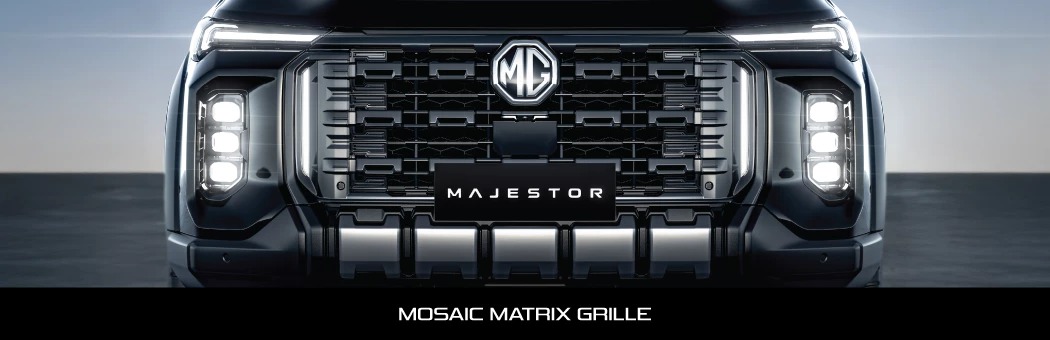 MG Majestor front view - luxury MPV exterior design with LED headlights and premium